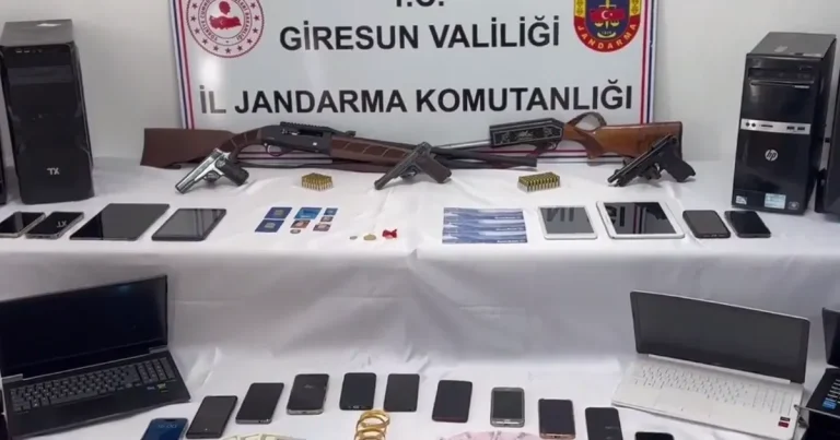 75-milyar-tllik-hesap-hareketi-dikkat-cekti-18-ilde-nitelikli-dolandiriciliga-102-gozalti-Z2rUGQml.webp