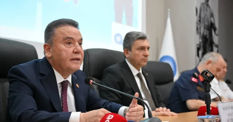 antalya-ulasim-master-plani-tamamlaniyor-1HFdDFPZ.webp