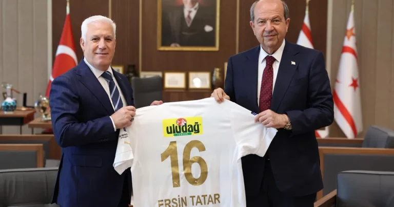 baskan-bozbeyden-kktc-cumhurbaskani-tatara-ziyaret-m8xQWftO.webp