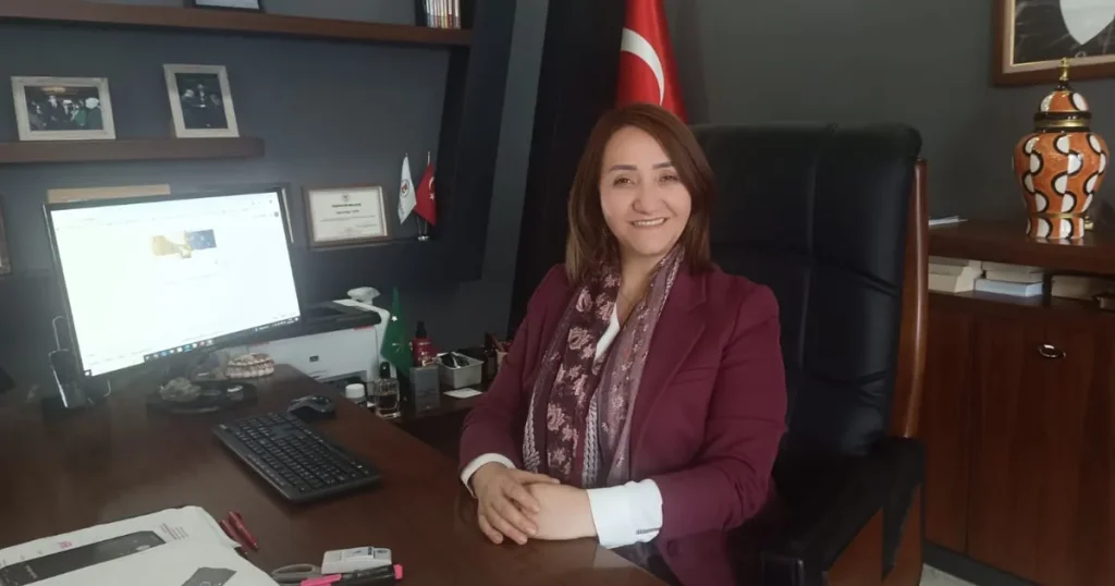 bilecik-pazaryeri-belediye-baskanindan-anneler-gunu-mesaji-FwYNDy4L.webp