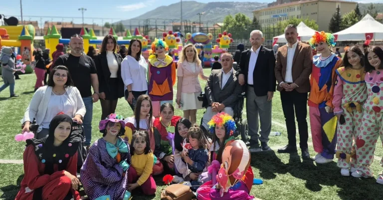bursa-gemlikte-1-engelsiz-festivali-coskuyla-gerceklesti-kKpPvNfz.webp