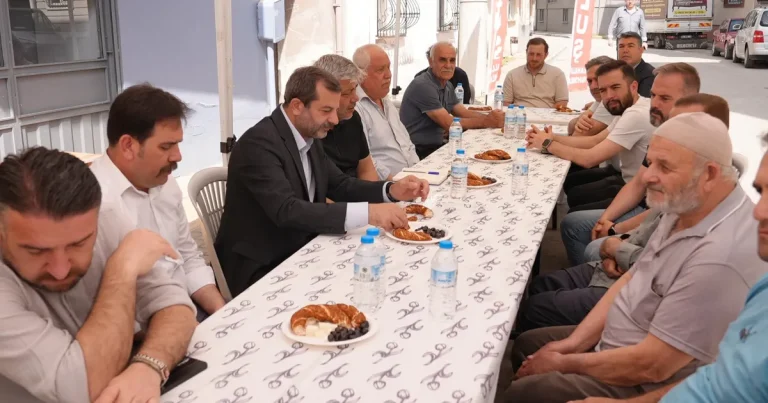 bursa-gursuda-her-muhtarlik-bir-belediye-makami-6lr4kGic.webp