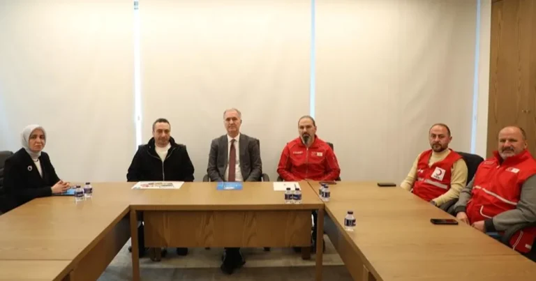 bursa-inegolde-gazze-icin-sicak-yemek-kampanyasi-LJgdSn6v.webp