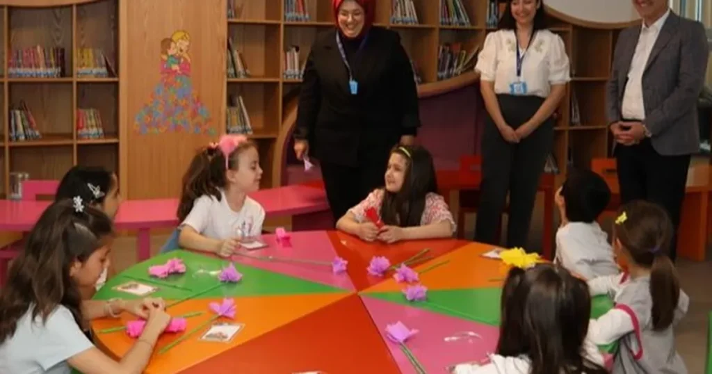 bursa-inegollu-miniklerden-annelerine-surpriz-hxMFEFPt.webp