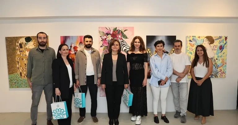 bursa-niluferde-yetiskinlerin-sergisi-izlenime-acildi-jhChpPMO.webp