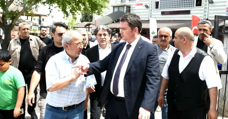 bursa-osmangazide-baskan-aydin-gunestepe-sakinleriyle-bulustu-Vz9pcSS8.webp