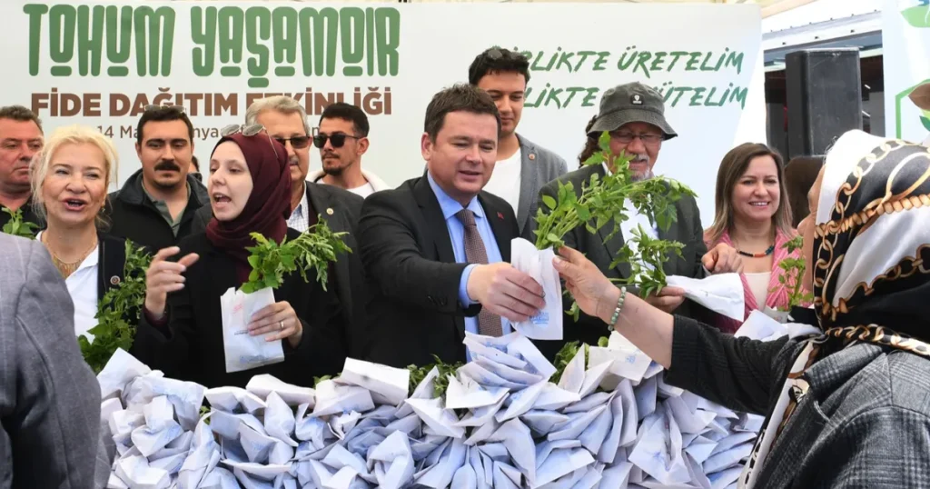 bursada-osmangazi-belediyesinden-ucretsiz-fide-dagitimi-GKu8uypp.webp