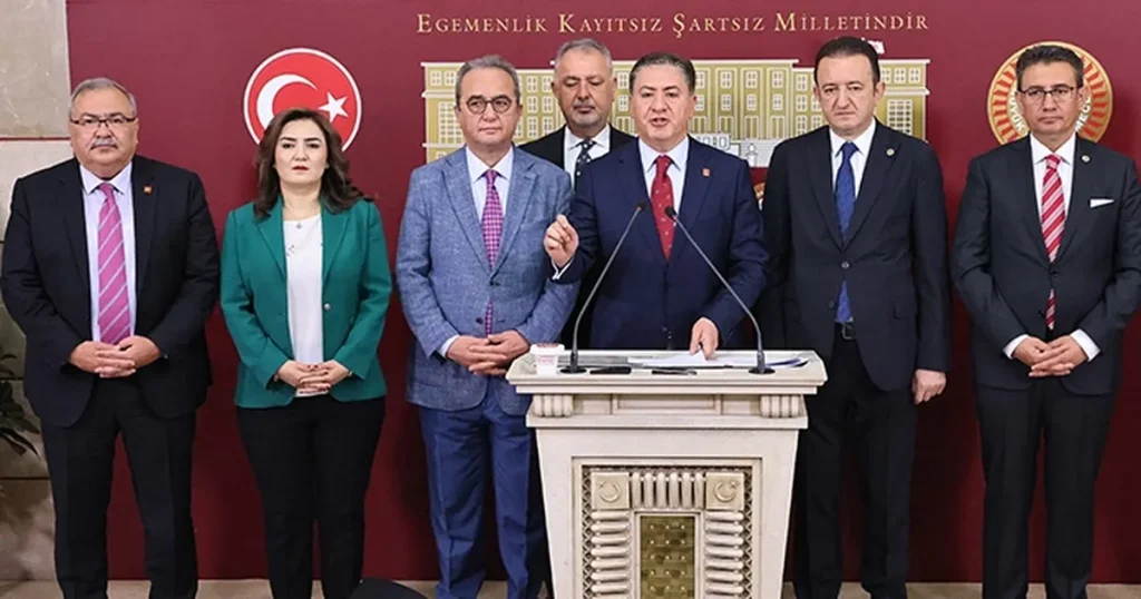 chpden-hsk-secimine-tepki-konu-anayasa-mahkemesine-tasinacak-66Cdg1ej.webp