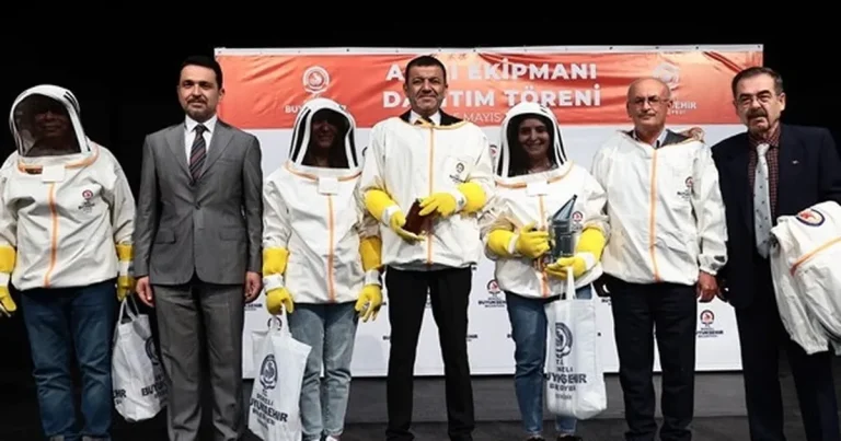 denizli-buyuksehirden-ariciliga-altin-dokunus-FhhKwAtn.webp