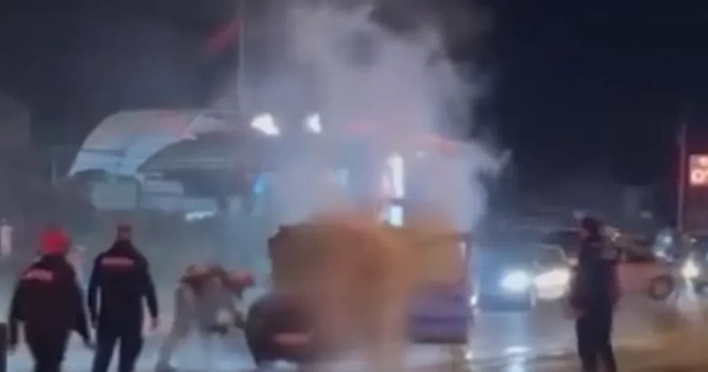 duzcede-bir-arac-yangini-daha-8QpBYhkJ.webp