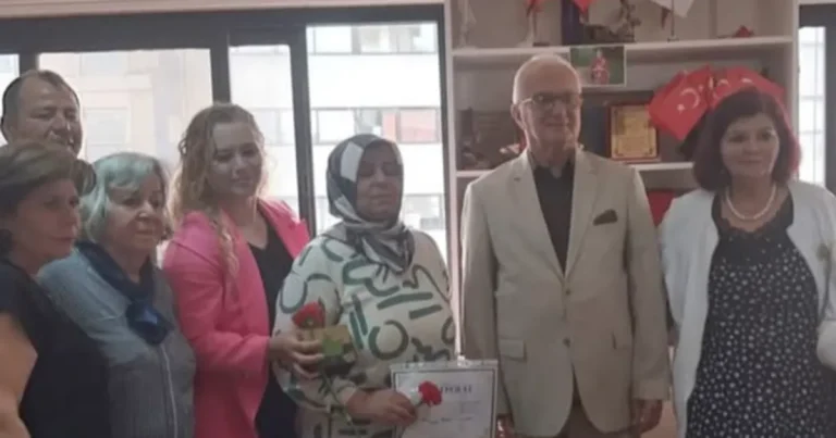 ege-karadenizli-kadinlar-selvi-polati-yilin-annesi-secti-JC5SPICX.webp