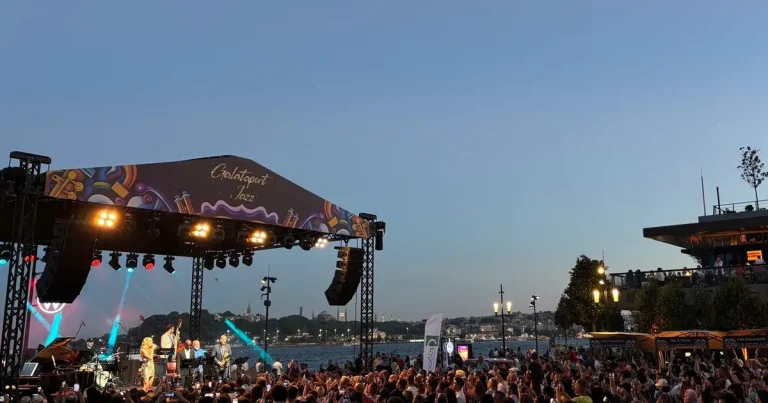 galataport-jazz-basliyor-xkC7JhRY.webp