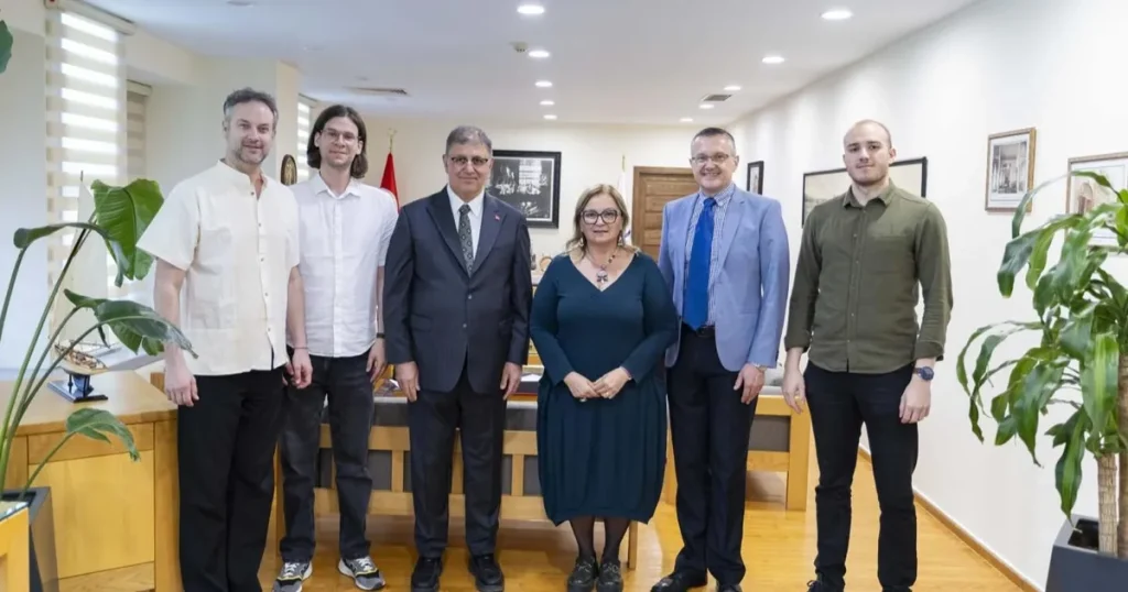 hirvatistana-baskan-tugaydan-ief-daveti-k7i1n1fk.webp