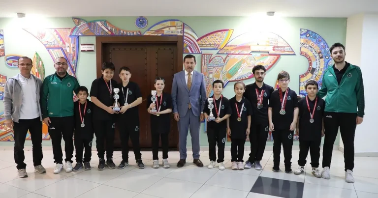 karatayin-gururlarindan-baskan-kilcaya-ziyaret-bw1y8zOS.webp