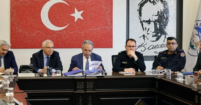 kayseri-talasta-kirsal-mahallelere-tam-destek-vdbwdIT3.webp