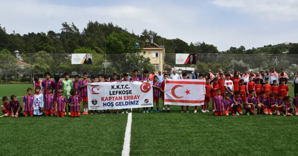 kktcli-minikler-antalya-kumlucada-dostluk-macinda-MvMXQeYc.webp