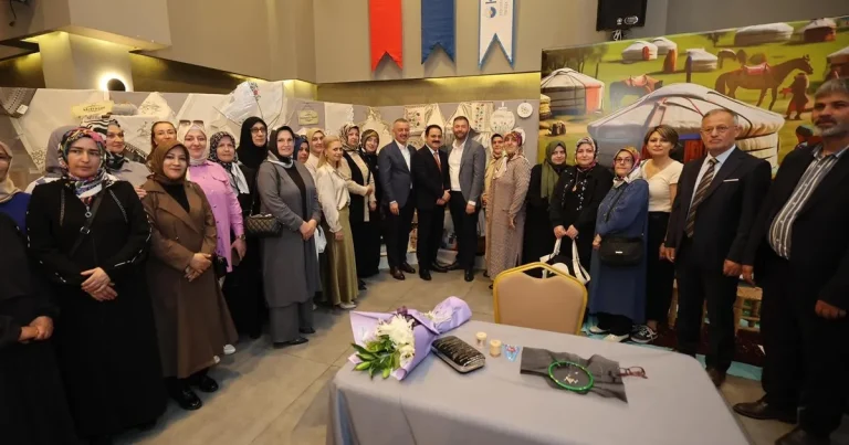 ko-mek-basiskele-ilce-sergisinde-tarim-vurgusu-6i3pLWdu.webp