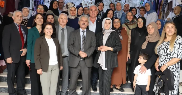 kocaeli-akmesede-kadin-emegi-sergide-bulustu-46HPkCYb.webp