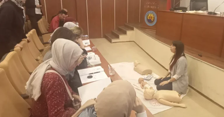 kocaeli-golcukte-personele-ilk-yardim-egitimi-PBWnGOng.webp
