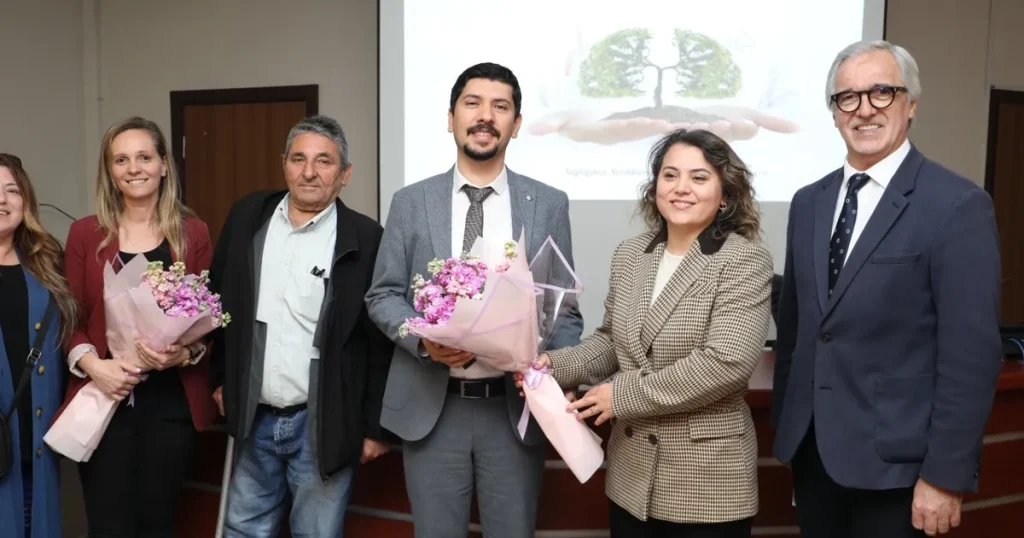 kocaeli-izmit-belediyesinden-engelliler-haftasina-ozel-farkindalik-semineri-DYPbFWTd.webp