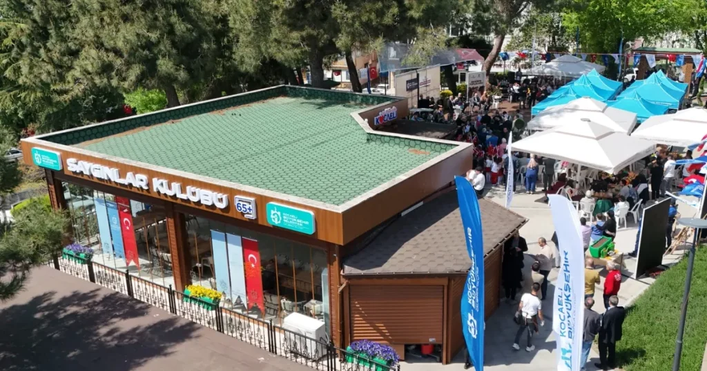 kocaelide-65-yas-ustu-vatandaslarin-yeni-huzur-duragi-yBSgPRAU.webp