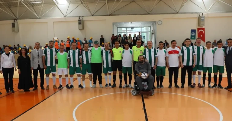 konya-karatayda-ozel-ogrenciler-futsalda-ter-doktu-k5ciuOpF.webp