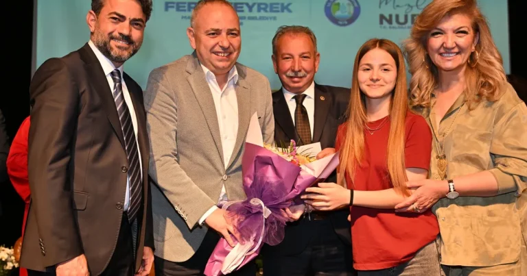 manisa-salihlide-siire-acilan-pencere-yeniden-aralandi-89UE7Icb.webp