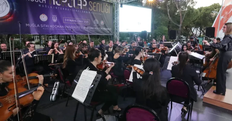 mugla-korolar-senligi-gorkemli-bir-acilisla-basladi-2pUVDNZU.webp