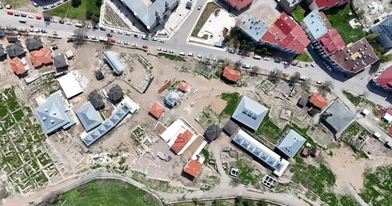 sivas-kale-projesi-calistayda-sekilleniyor-wVqczJyO.webp