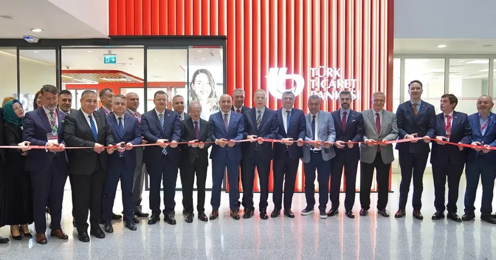 turk-ticaret-bankasi-ihracatcilar-icin-yeniden-sahada-RxDQqbXr.webp