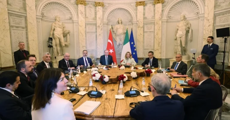 turkiye-italya-4-huk-metlerarasi-zirvesi-basladi-cpEinns9.webp