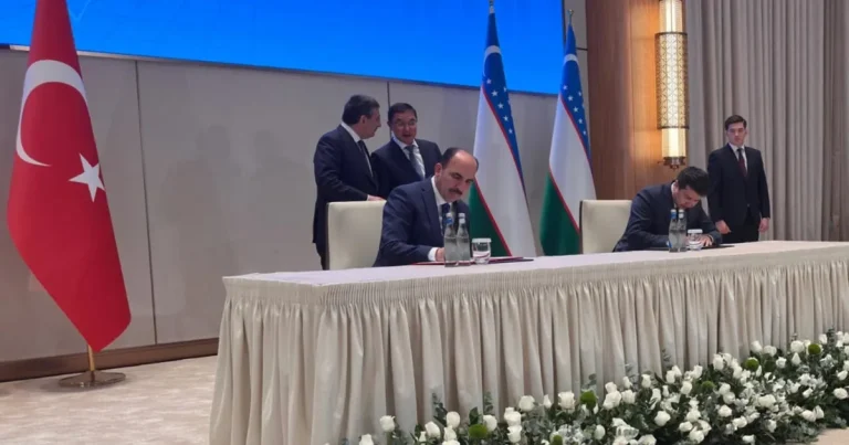 turkiye-ozbekistan-is-birligi-mutabakati-imzalandi-5ZkNZFfR.webp