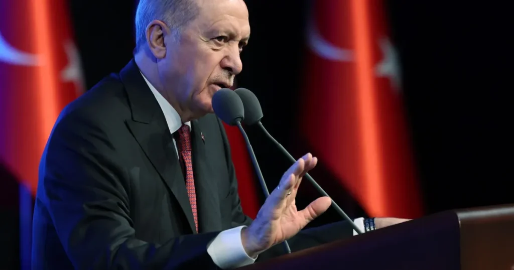 turkiye-yenilenebilir-enerjide-dev-adimlar-atiyor-Qc5H9IHR.webp